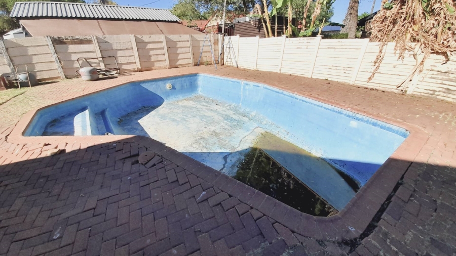 3 Bedroom Property for Sale in Ifafi North West
